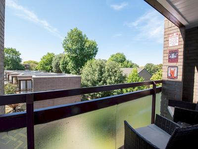 Sleek & Bright balcony Flat Perfect Escape London - Pass the Keys