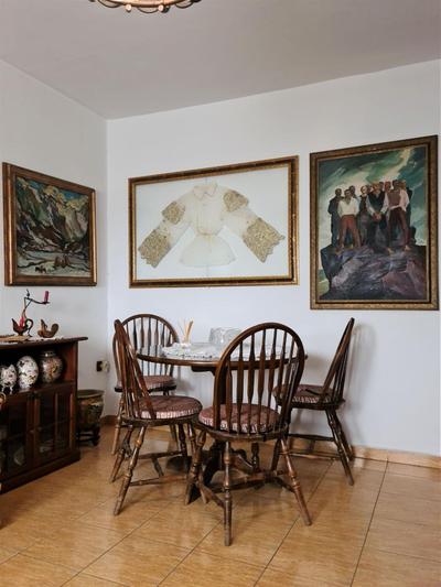 Folklore Retreat with Art & Mountain Views