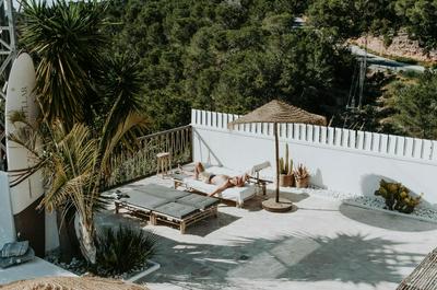 Casa Stellar - boutique villa with private heated pool and sea view - sustainably solar powered
