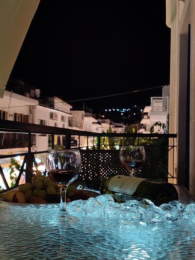GREEN SUITE SKIATHOS