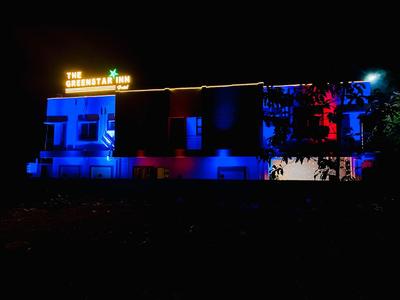 THE GREENSTAR INN PREMIUM