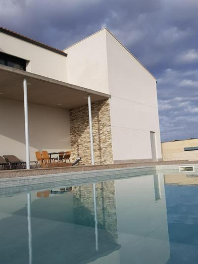 Casa con piscina y jardin privado OASIS DE DOLORS