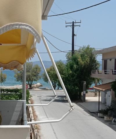 Perigiali beach apartment