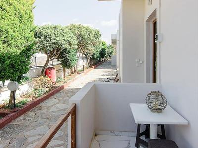 Hersonissos Modern One Bedroom Apartment Beachside