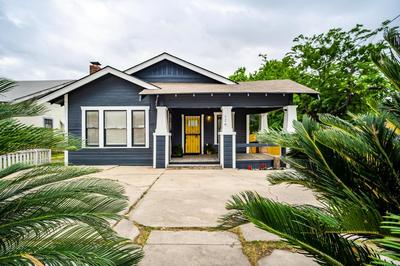 Spacious Home Near Downtown San Antonio