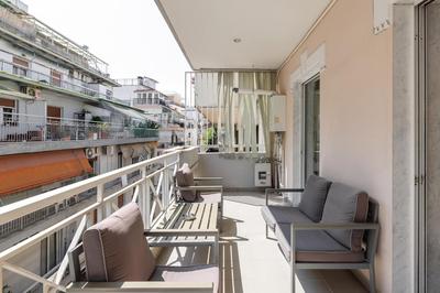 Art Central Suites