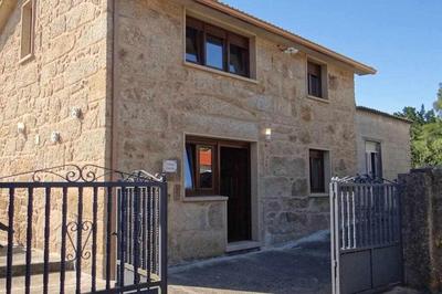 Cuberto Darriba Casa restaurada en Canedo