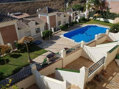 Stunning 2-Bed House in Nerja w. pool, a/c, garage