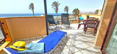 Holiday flat BLUE OCEAN, beachfront, sea view, 1 bedroom, livingroom, fast internet