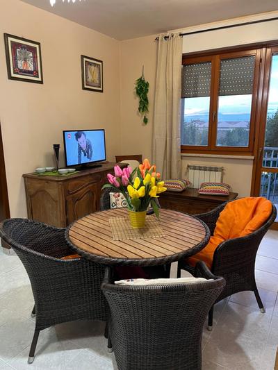 A casa di Frida & Mika - COMODO PUNTO DI SOSTA - Vicino a tutti i servizi - a 20 minuti dall'autostrada