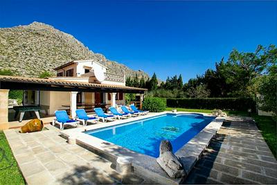 Peace and relax at 5 min driving to Puerto Pollensa by Renthousing