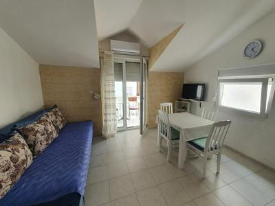 Lovely one bedroom apartment in heart of Budva