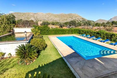 Cozy house near Port de Pollensa by Renthousing