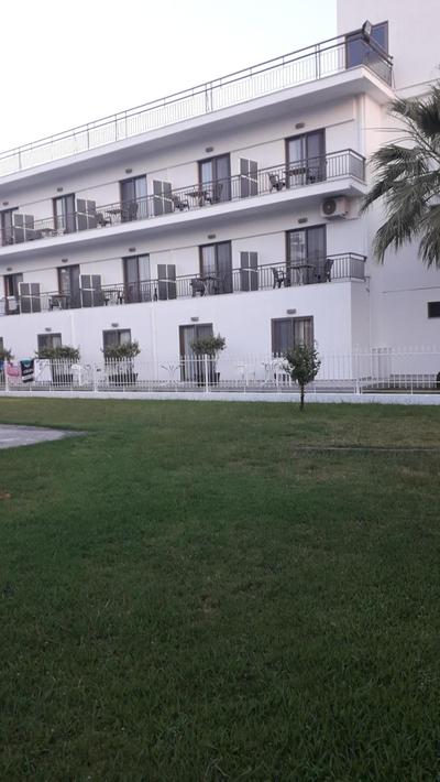 Stavros Beach Hotel