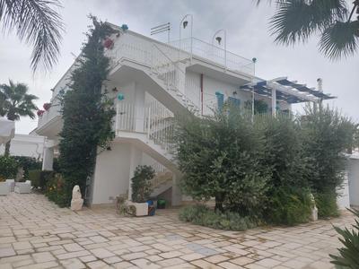 B&B LA COLIMENA