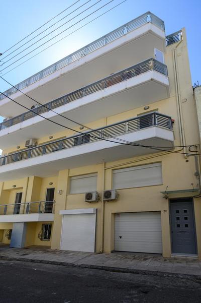 Myrto luxurious top floor studio