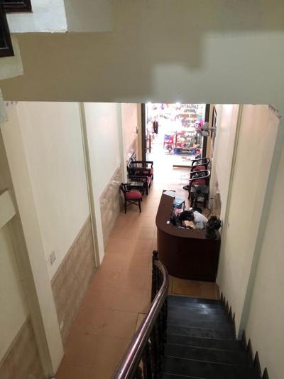 Le Petit Hotel & Travel