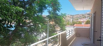 Beachfront 3-bedroom apartment