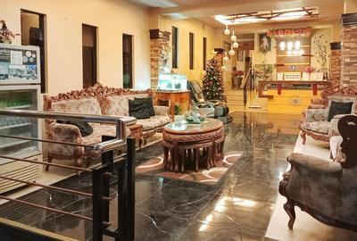 RedDoorz @ Buug Palace Inland Resort