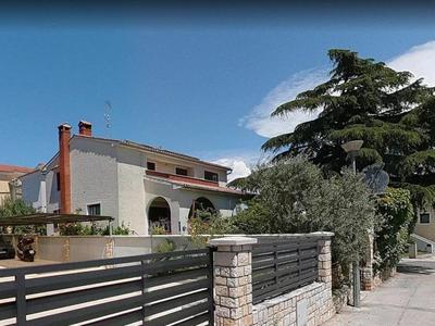 Apartments with a parking space Rovinj - 18206