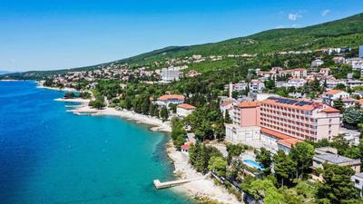 Rooms with a swimming pool Crikvenica - 18502