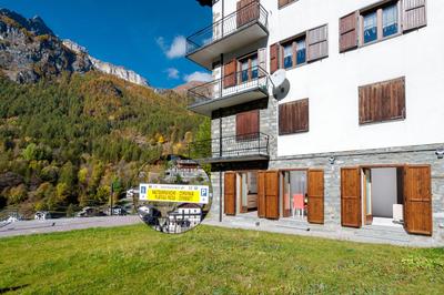 HelloChalet - Maison Rue de la Neige - Family Ski Holiday walking distance skirun and gondola