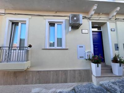 Casa 'da Annunziata' few steps from the sea