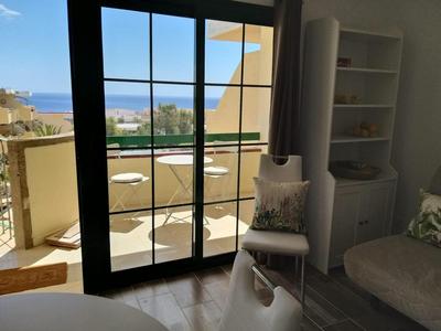 Neu renoviert! Charmantes und gemütliches Appartement mit Balkon und Meerblick