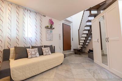 LE MURA Station Modern House - Parcheggio & Wi-Fi Gratis