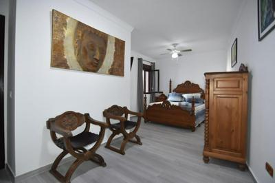 Apartamentos Daniela 2 con terraza y vistas a la Catedral