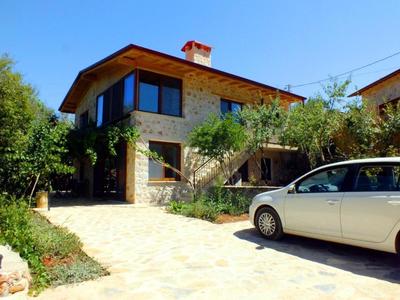 GÜLŞEN APART -Doğa Manzaralı Bahçe Katı