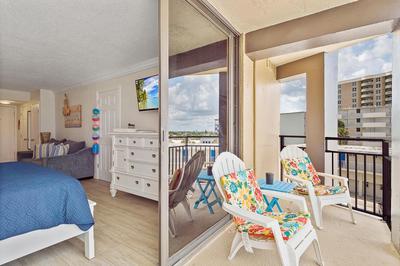 Aloha Hibiscus Room,Sunset Views - Hawaiian Inn Beach Resort