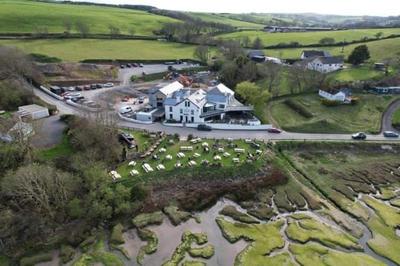 The Teifi Waterside Hotel
