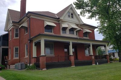 2-Bedroom Quincy Apt. with private parking & Wifi