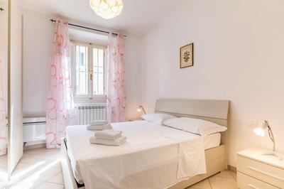 GuestHost - Florence Quiet and Bright Apartment