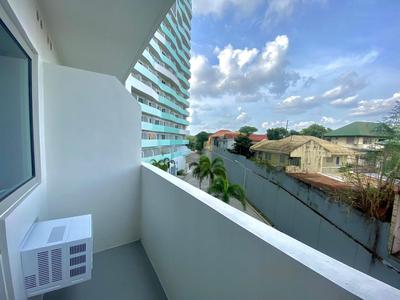 A&B Studio Type Condo Unit with Mountain View