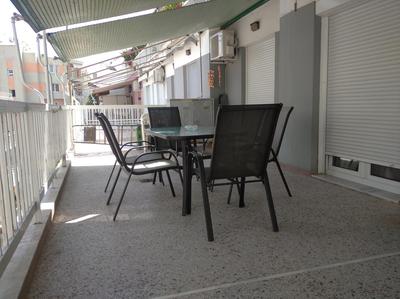 Debby's Central Apartment