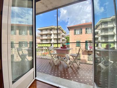 CasaViva - Elegant Bilo with parking in Rapallo