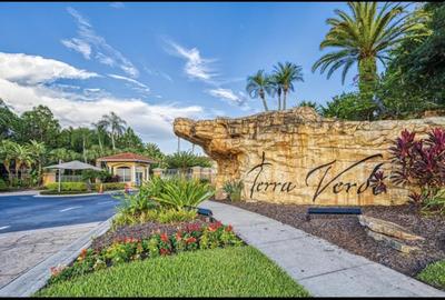 Amazing 32 Townhome With Lake View At Terra Verde!!