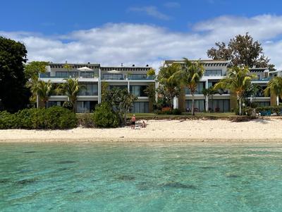 Cap Ouest Beachfront Luxury Penthouse & Apartment