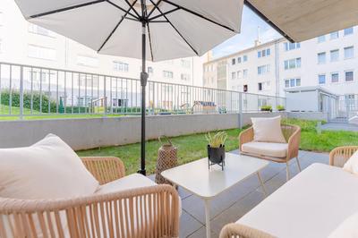 revLIVING Garden Lounge am Steinertor Parkplatz inklusive