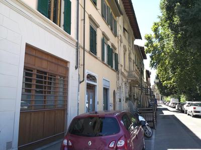 Suite Libertà charming flat at the center gates