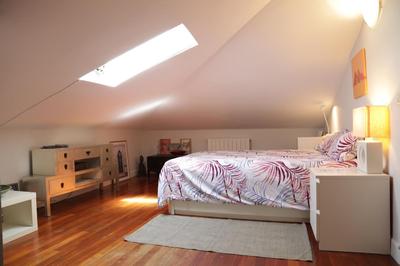 Habitación con baño, cerca de la playa