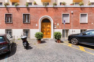 BDC - Prestige 3Bdr 3Bath in Monti District