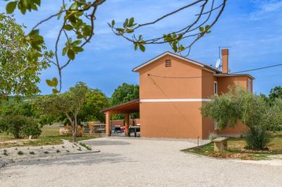 Villa Percan - Spacious Family Home with Private Pool on a 4000 Square Meter Plot