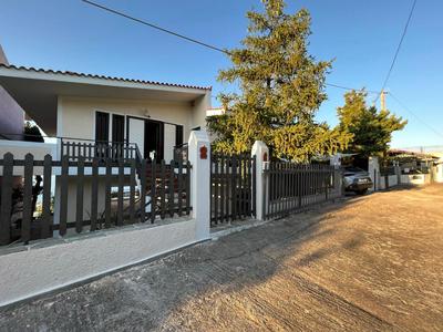 Holiday Home With Unique Views And Private Garden