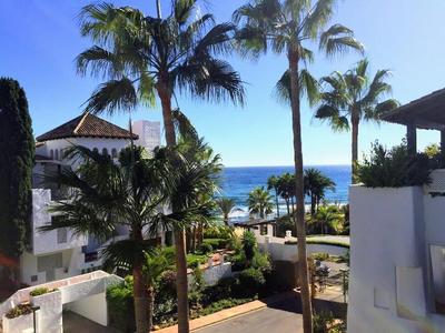 PUENTE ROMANO LUXURY PENTHOUSE, Beachside & Sea Views