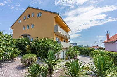 Villa Puskas 2