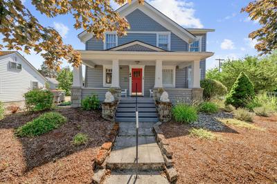Beautiful, Historic Home, heart of McMinnville.