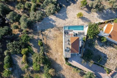 Haroupia Home